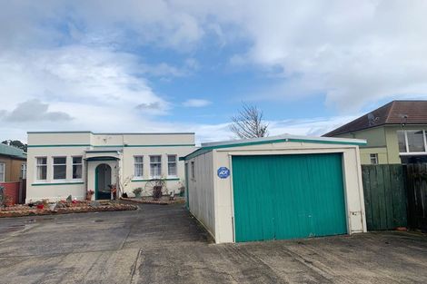 Photo of property in 68 Main Road, Titahi Bay, Porirua, 5022