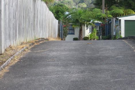 Photo of property in 6 Tauhara Street, Green Bay, Auckland, 0604