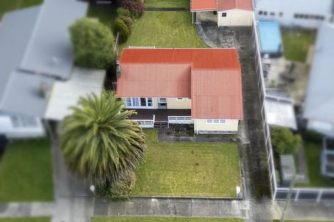 Photo of property in 170 George Street, Stokes Valley, Lower Hutt, 5019