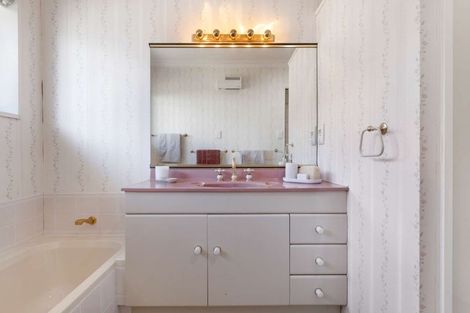 Photo of property in 15a Percival Avenue, Matua, Tauranga, 3110