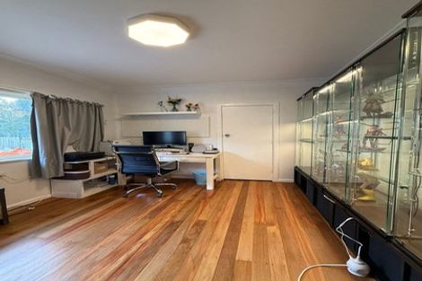 Photo of property in 12 Willis Road, Papakura, 2110