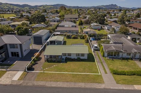 Photo of property in 67 Robinson Road, Whitianga, 3510
