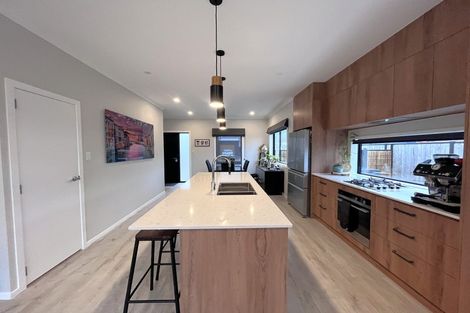 Photo of property in 8 Balmerino Lane, Wallaceville, Upper Hutt, 5018