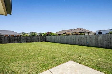 Photo of property in 69 Acacia Avenue, Rangiora, 7400