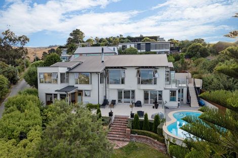 Photo of property in 109 Moncks Spur Road, Redcliffs, Christchurch, 8081