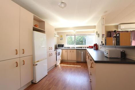 Photo of property in 27 Ronald Court, Pukete, Hamilton, 3200