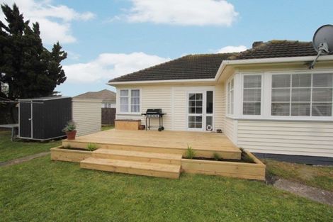 Photo of property in 25 Esk Street, Roslyn, Palmerston North, 4414
