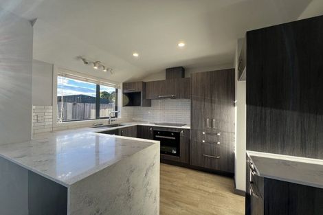 Photo of property in 17 Vickerys Road, Wigram, Christchurch, 8042