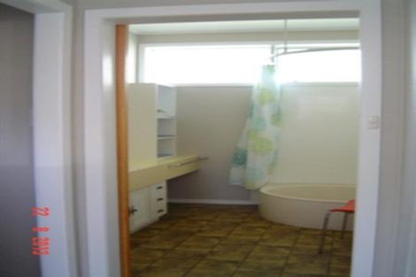 Photo of property in 105 Fulford Street, New Plymouth, 4310