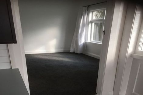 Photo of property in 20 Sugarloaf Road, Brooklyn, Wellington, 6021