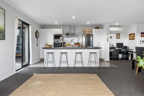 Photo of property in 1 Blanche Road, Papamoa Beach, Papamoa, 3118