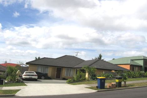 Photo of property in 22 Black Teal Close, Unsworth Heights, Auckland, 0632