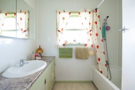 Photo of property in 12 Phillip Street, Pukekohe, 2120