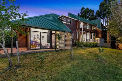 Photo of property in 157 Schnapper Rock Road, Schnapper Rock, Auckland, 0632