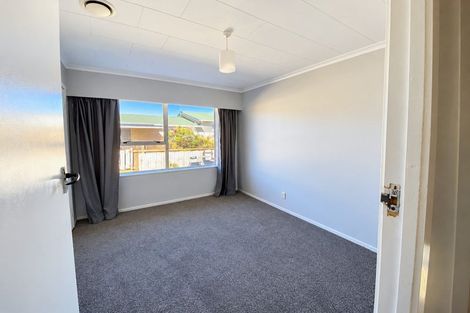 Photo of property in 12 Camellia Avenue, Bell Block, New Plymouth, 4312