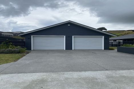 Photo of property in 11 Bale Way, Pukekohe, 2120