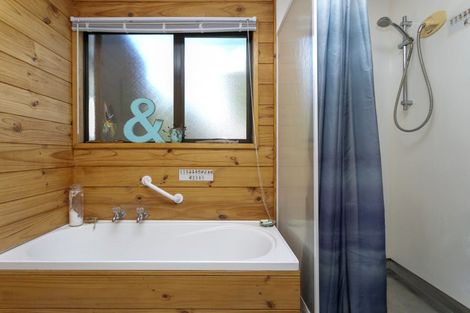 Photo of property in 36 Hammersmith Street, Richmond Heights, Taupo, 3330