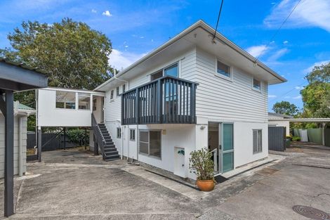 Photo of property in 42a Woodglen Road, Glen Eden, Auckland, 0602