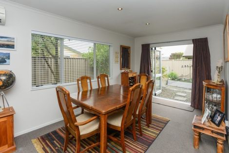 Photo of property in 398 Southland Place, Raureka, Hastings, 4120