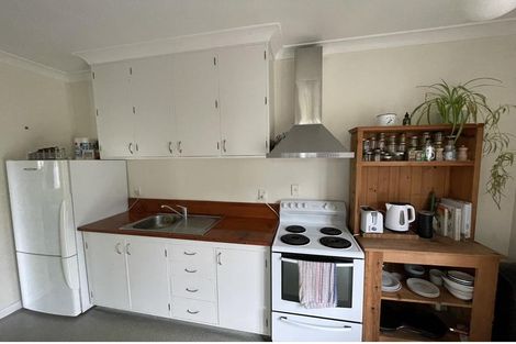 Photo of property in 26 Lerwick Terrace, Melrose, Wellington, 6023