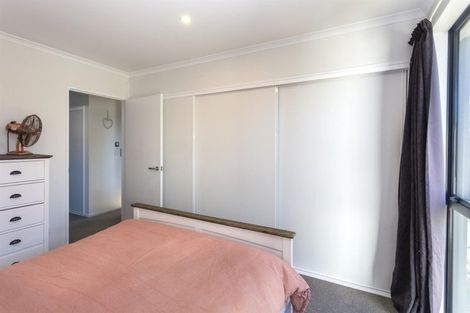 Photo of property in 5 Eric Melrose Lane, Halswell, Christchurch, 8025