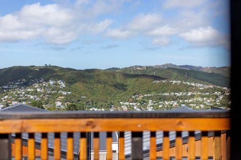 Photo of property in 7 Stockden Place, Karori, Wellington, 6012