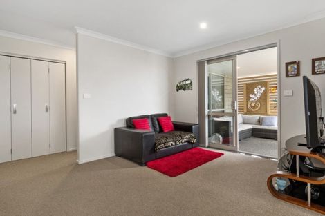 Photo of property in 2 Damien Place, Ohauiti, Tauranga, 3112