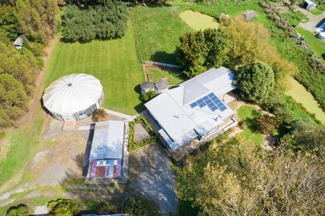 Photo of property in 1633 State Highway 3, Awahuri, Palmerston North, 4476