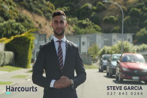 Photo of property in 31 Beazley Avenue, Paparangi, Wellington, 6037