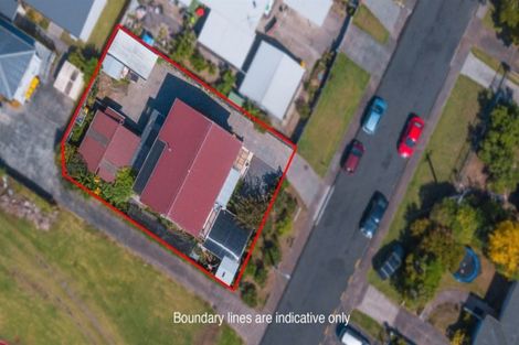 Photo of property in 2a Bamboo Grove, Kelston, Auckland, 0602