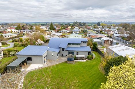 Photo of property in 4 Hamilton Court, Milton, 9220