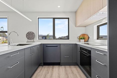 Photo of property in 15 Glendore Drive, Halswell, Christchurch, 8025