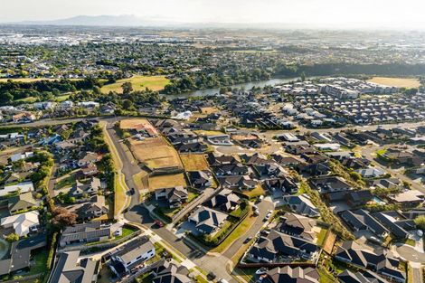 Photo of property in 21 Brywood Rise, Flagstaff, Hamilton, 3210