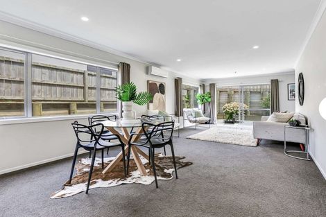 Photo of property in 10 Retallick Place, Flagstaff, Hamilton, 3210