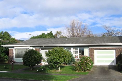 Photo of property in 71 Nimmo Avenue East, Waikanae, 5036