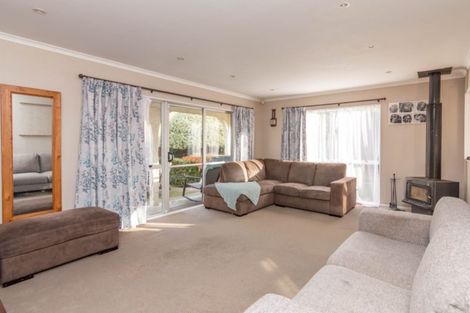 Photo of property in 17 Saturn Crescent, Milson, Palmerston North, 4414