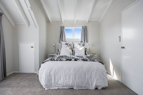 Photo of property in 4/73 Vintage Drive, Henderson, Auckland, 0612