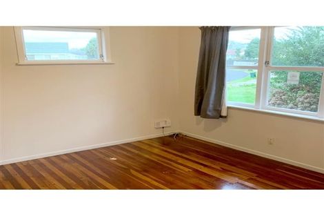 Photo of property in 5 Corsair Crescent, Mangere, Auckland, 2022