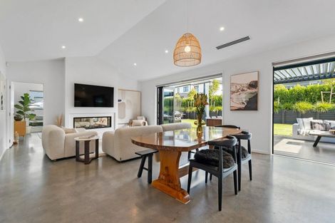 Photo of property in 5 Canoe Lane, Riverhead, 0820