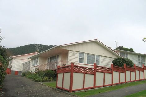 Photo of property in 2/15 Sunrise Boulevard, Tawa, Wellington, 5028