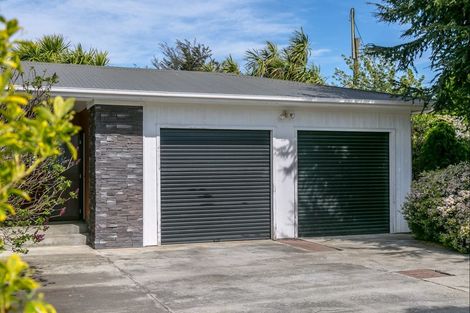 Photo of property in 30 Kitchener Street, Martinborough, 5711