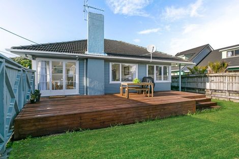 Photo of property in 1/9 Merriefield Avenue, Forrest Hill, Auckland, 0620