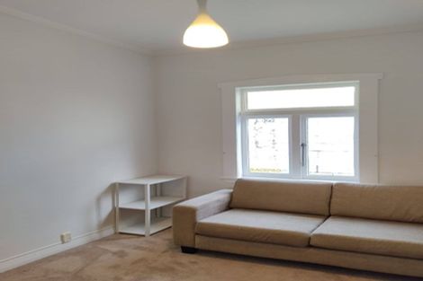 Photo of property in 1 Adam Street, Greenlane, Auckland, 1051