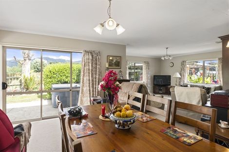 Photo of property in 15b Bovis Street, Shannon, 4821