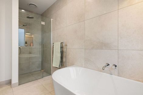 Photo of property in 90 Hugo Shaw Drive, Cambridge, 3434