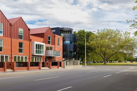 Photo of property in 3/360 Montreal Street, Christchurch Central, Christchurch, 8013