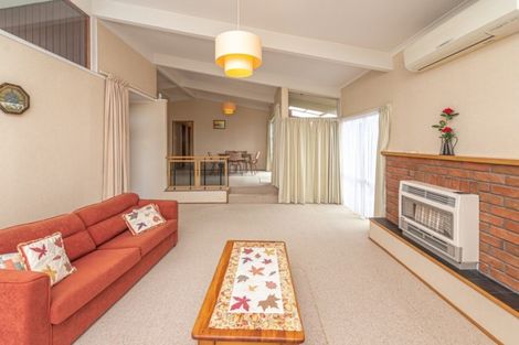 Photo of property in 4 Exeter Crescent, Springvale, Whanganui, 4501