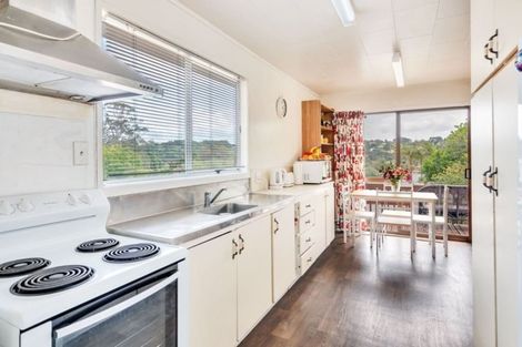 Photo of property in 1/7 Classic Grove, Bayview, Auckland, 0629