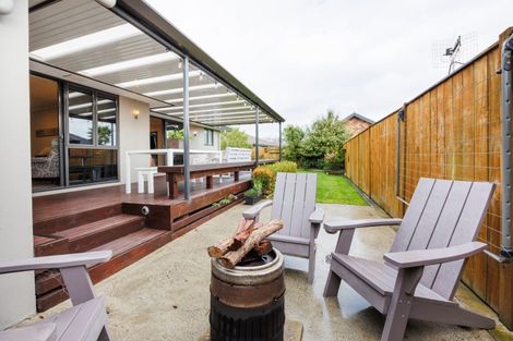 Photo of property in 172 Pacific Drive, Fitzherbert, Palmerston North, 4410