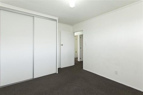 Photo of property in 1/8 Rewi Street, Torbay, Auckland, 0630